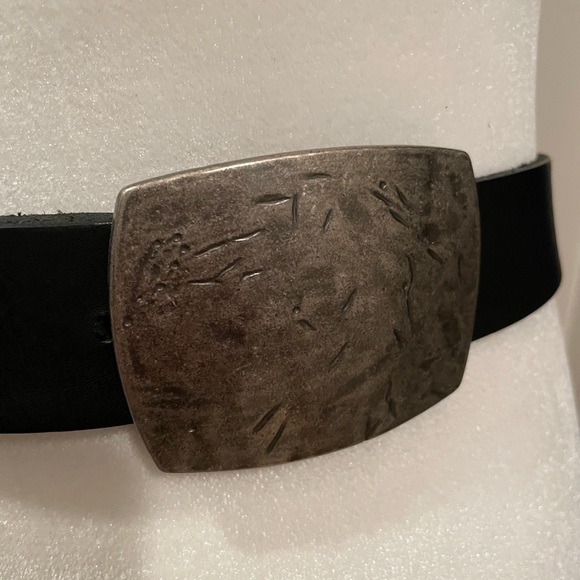 Landes LEATHER BELT w Hammered Silver Buckle - Picture 3 of 5